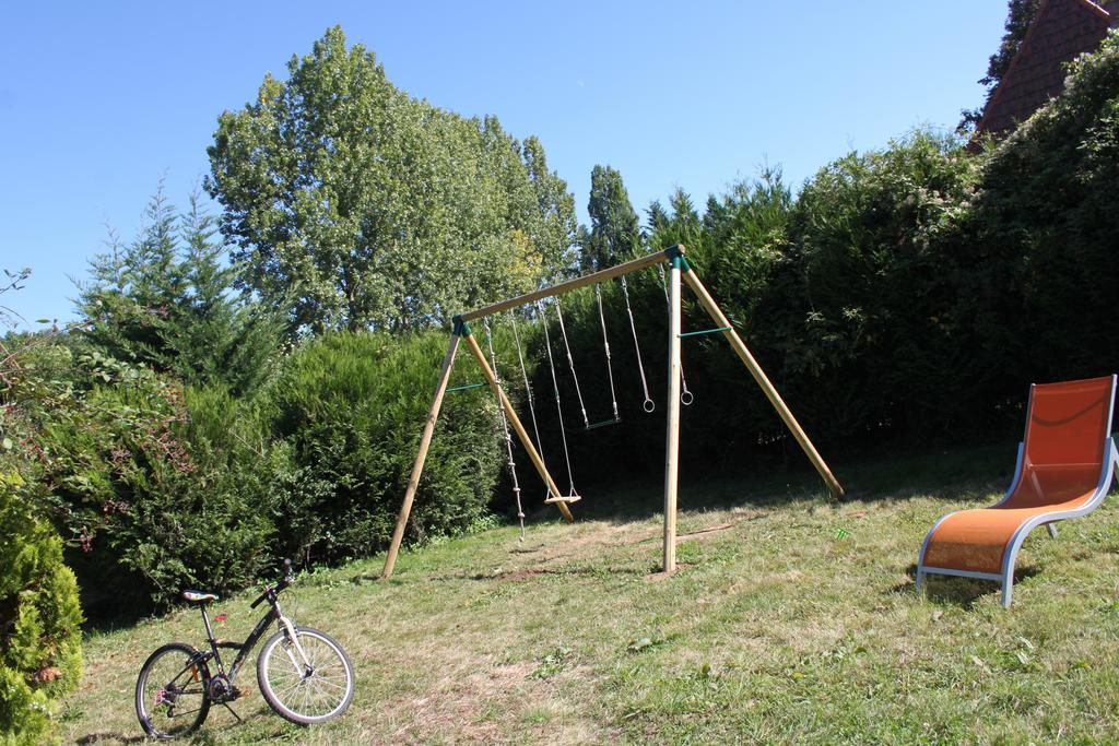 La Maison Du Bonheur Anlhiac Екстер'єр фото