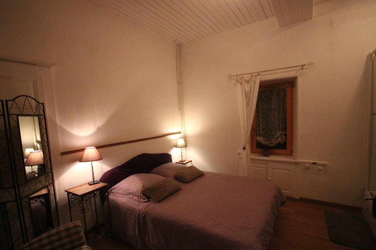 La Maison Du Bonheur Anlhiac Екстер'єр фото